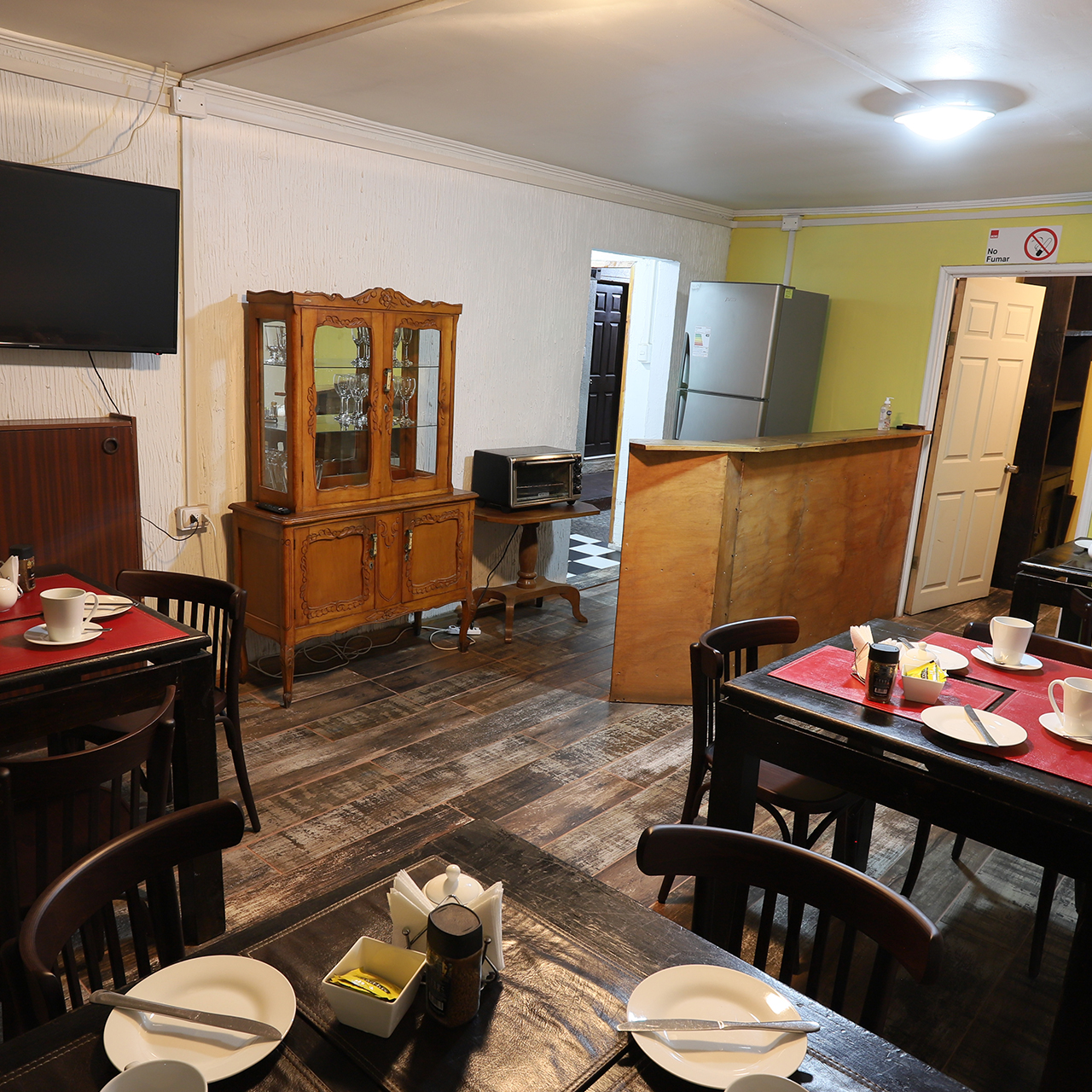 Hostal La Serena